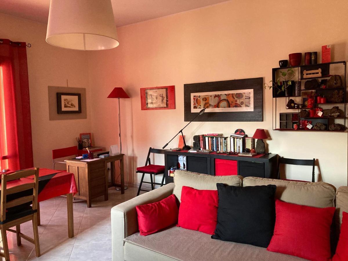 B&B Il Rosso E Il Nero Zafferana Etnea Exteriör bild